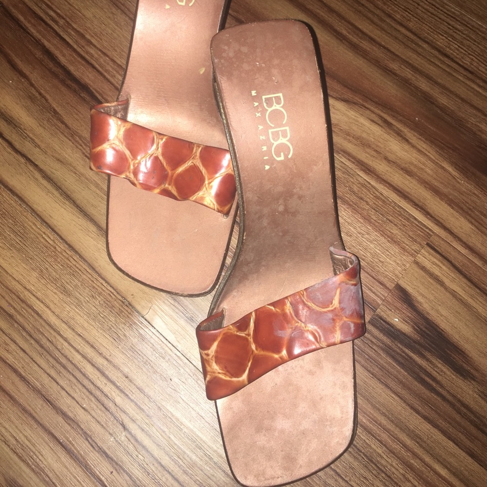 BCBG SNAKE HEELS